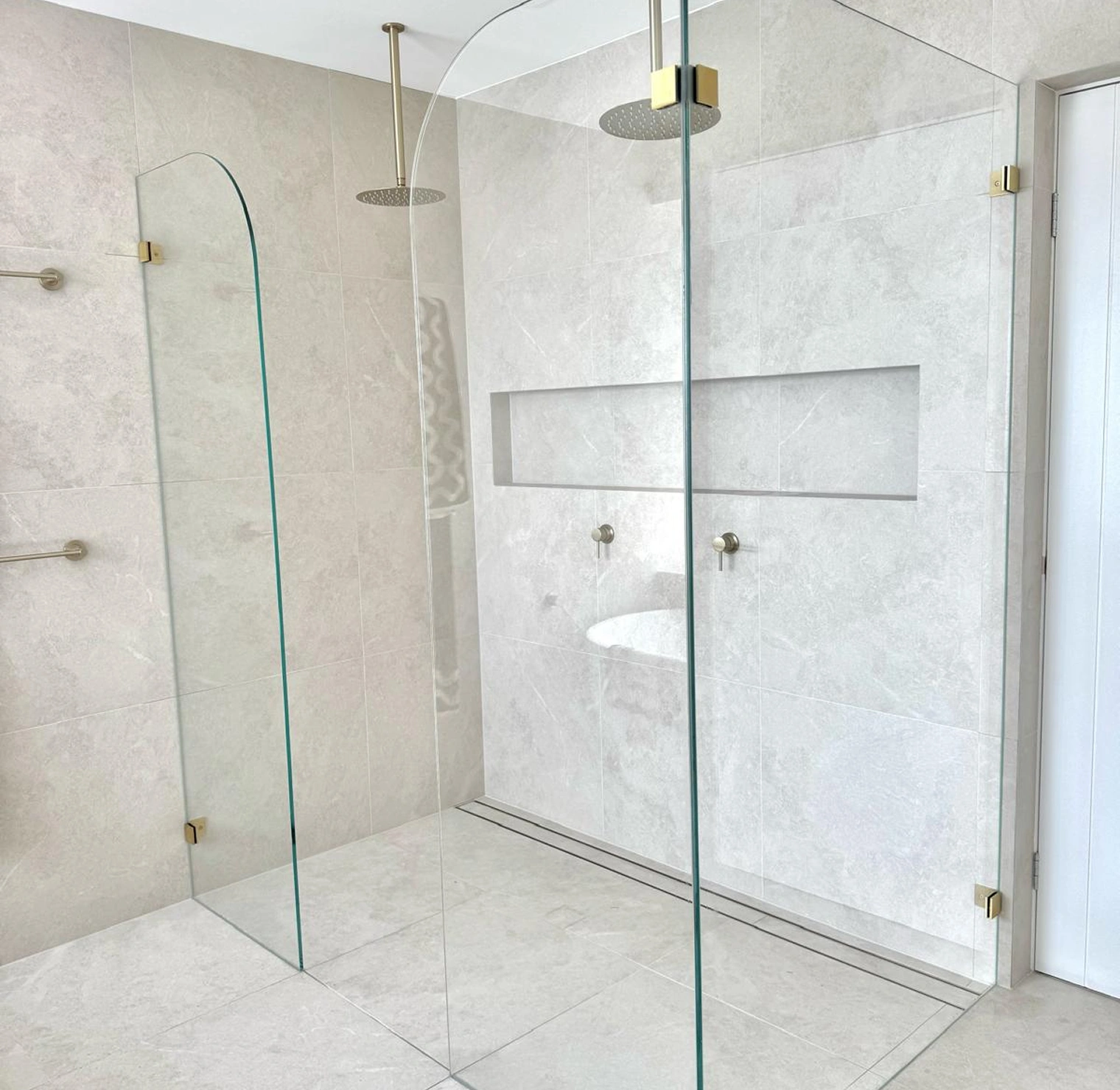Shower Screen Re-Fitted